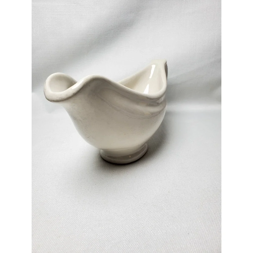 Vintage TEPCO USA China Gravy Boat Restaurant Ware Ivory Diner Style 9.5